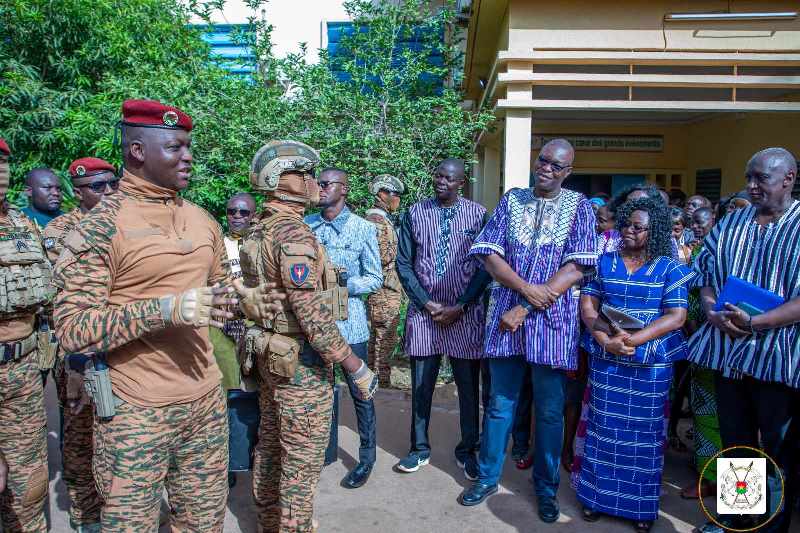 Burkina Faso : Ibrahim Traoré dément les rumeurs de démission